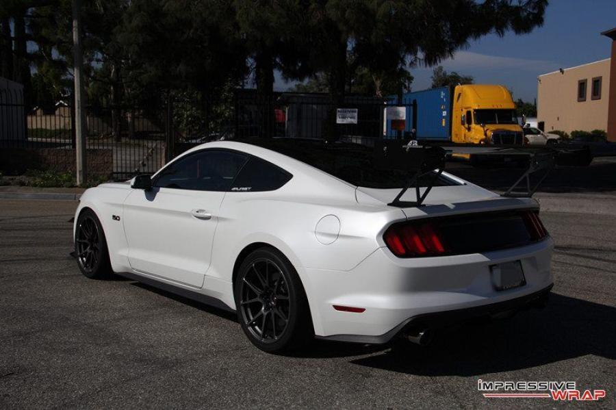  Ford Mustang GT by Impressive Wrap 2016 года  (фото 11 из 12)
